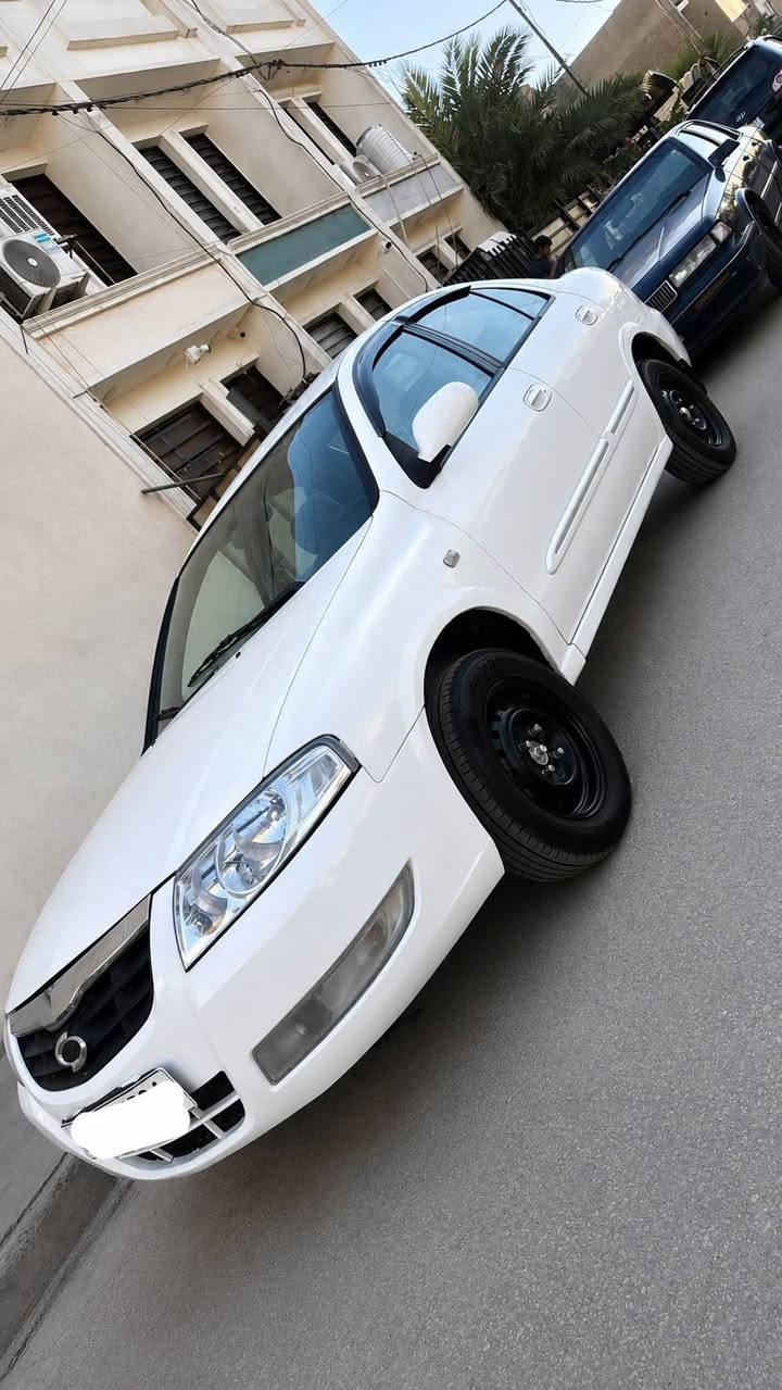 نيسان سني بدي كوري موديل 2007 ررقم بغداد مشروع وطني رقم دولي جديد محرك كير مكفول بيها صبغ 3 قطع فقط 
 محرك 1600قبق ابيض
داخل كله بلادي جديد 
صدر امامي و خلفي جديد 
تبريد منضومه كامله جديده 
تخم تاير ويل جدد بيه 
السعر 80$ بيه مجال بسيط 
الوقم *********** بغداد, العراق
