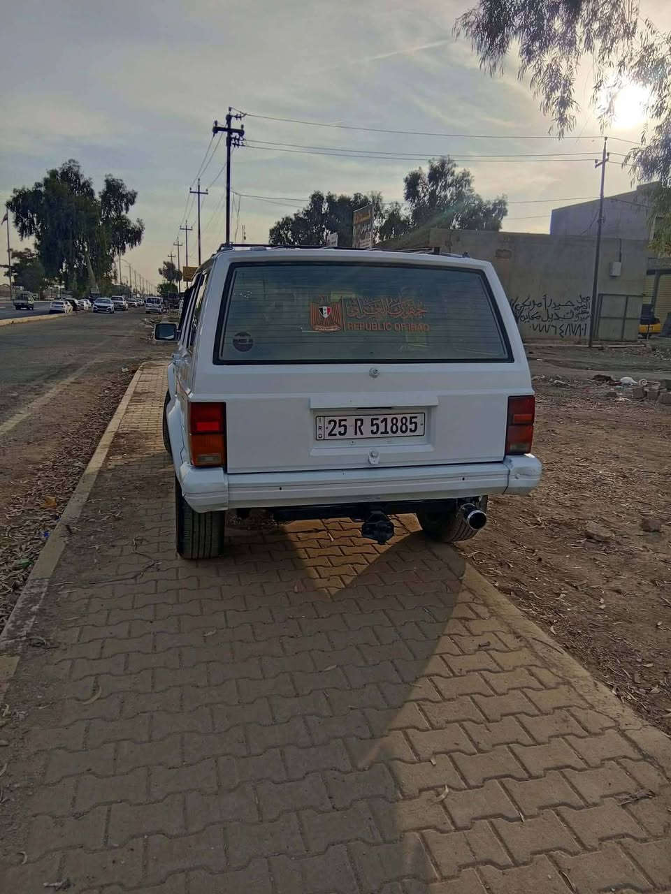 جيب ٩٠ كير ومحرك بطه ٣٠٠٠ تبريد تدفئه شغال صبغ جماليه تخم تاير جديد باتري جديد دشمه جديده س ع ر( ٤٥) وبيه مجال [***********] مكلف بنشر خابر ع رقم صاحبه
