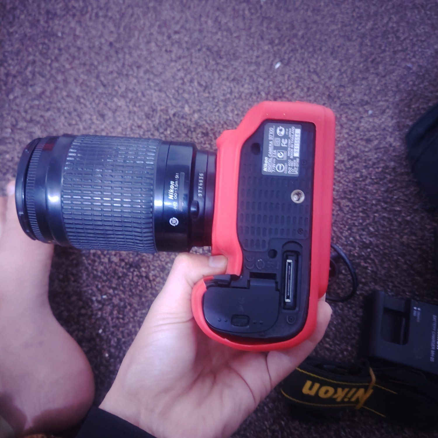 كامره نيكون 7100 للبيع النظافة كدام العين
ملحقاتها
بدي
زوم رياضي 70_300
جنطة
شاحنه
بطاريه
حزام كتف
جيلاتين لون احمر
السعر 475 الف وبيها مجال بسيط


**إذا كنت صاحب هذا الإعلان وتريد حذفه لأي سبب، رجاءا أرسل رسالة إلى الدعم الفني**