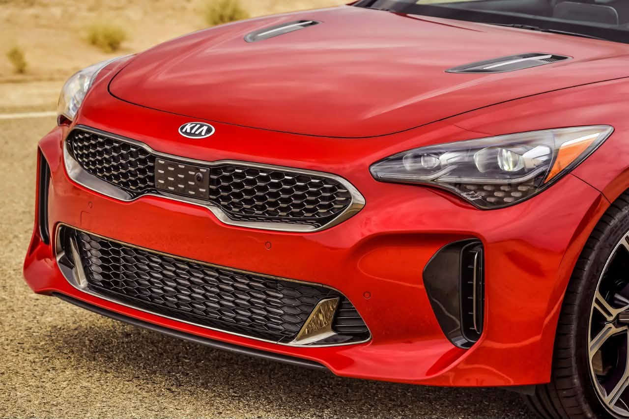 كيا ستنكر GT2   V6 موديل 2020 خليجي  الوحيده بلعراق
TWIN TURBO مكينتها 3.3
 المواصفات الباقيه :
1-بانوراما
2-نظام داتا شو(يعرض السرعة وباقي تفاصيل السيارة على الجامة مقابيل السايق)
3-بصمه+ اربع كامرات+ شاحن لاسلكي
4-سستم صوت 15 سماعه
5-تبريد وتدفئة كشنات اماميه
7-كشنات كهرباء وميموري
8- (5)وضعيات قيادة تدفئة ستيرن
9-حساسات امامي خلفي
10-نقطة عمياء اوتو هولد
11-توقف ذاتي سايد بريك بصمه
12-رادار امامي وخلفي وجانبي
13-لايت زينون ولد نهاري
14-بريك بريمبو 6بستم
15-ستيرن كهرباء وتحكم كامل
16-تشغيل عن بعد مري شفط ستيراً رياضي D 
لايتات زنون دبل عدسه اشاره خلية نحل 
17-LED نهاري داخل كاربون فايبر بلاد 
18- كير طياره وضعيات الستيراً كهرباء 
19- لايت داينمك يتحرك مع الستيرن
لون مميز نيكلات برونزي 
فجوج برمبو صندوك كهرباء 
للبيع او مراوس 
***********
***********
