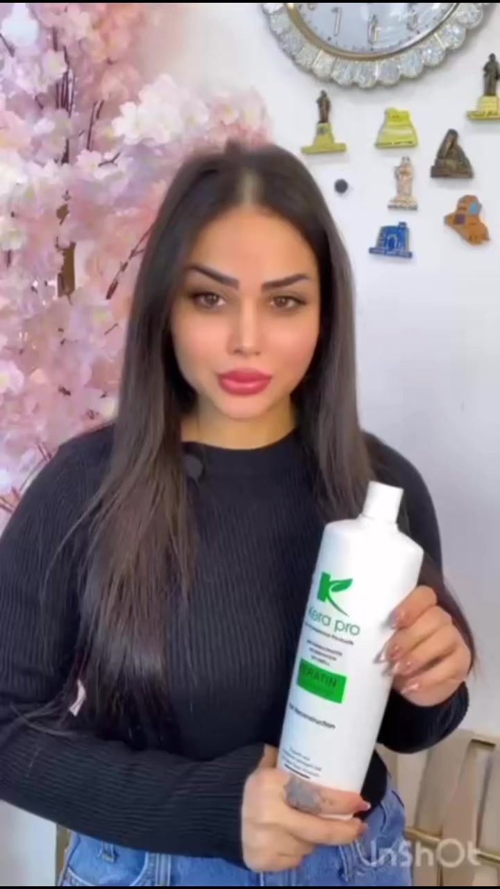 استعيدي حيوية شعرك مع مسرح وكرياتين KeraPro الإيطالي الأصلي. تركيبة فريدة تمنحك شعراً ناعماً كالحرير، انسيابياً، وصحياً من الجذور حتى الأطراف. 🇮🇹
حجـــم البطــل لتـر 
• فرد مثالي بنسبة 100%.
• لمعان لا يقاوم.
• تغذية عميقة تدوم طويلاً.

سارعو بالحجز كميه محدوده …
يوجد توصيل لجميع المناطق العراق 
سعر التوصيل 5 الف
للحجز على الارقام التالي:
*********** _***********
