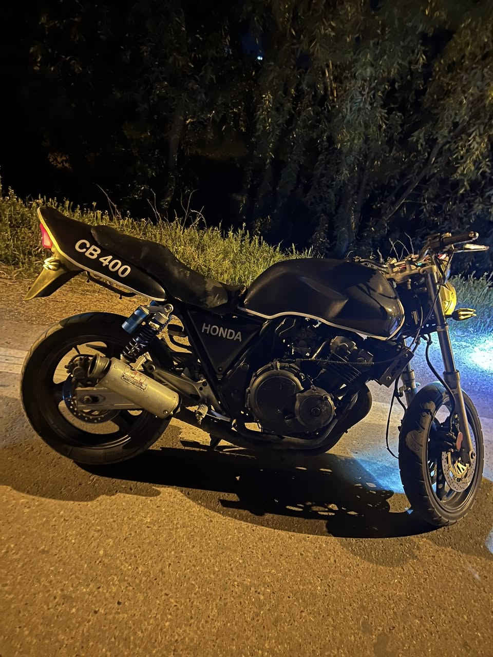 سلام عليكم للبيع بطحه سيبي400 حلوا مرتبه ما عايزه شي
مكاني تكريت عوينات
رقمي ***********
