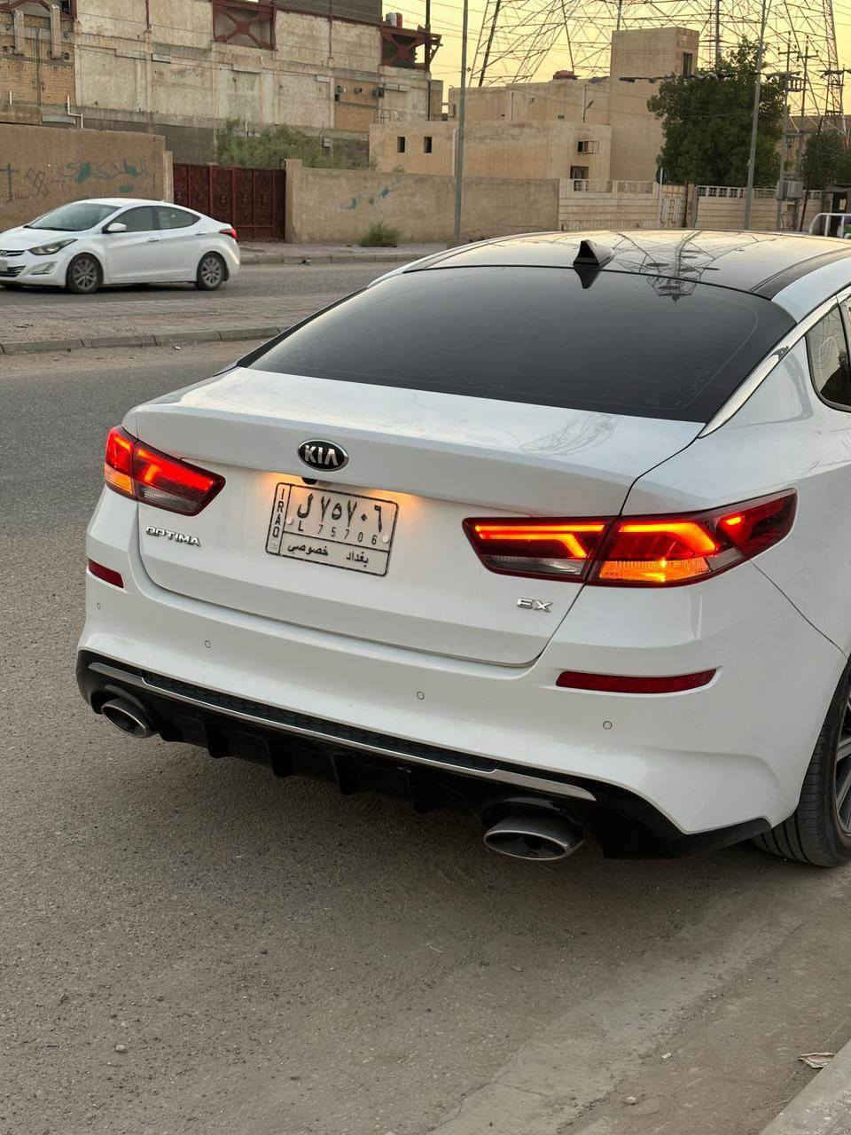 السلام عليكم
اوبتيما  2020  EX امريكي
فول مواصفات
مكينه ١٦٠٠ تيربو
تبريد قطعتين
تبريد وتدفئه بالكشنات
رادار مانع تصادم
قيادة ذاتيه
بانوراما
للتواصل على الرقم
***********
