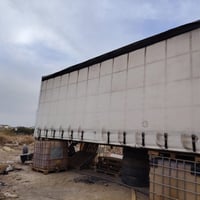 بدي اتيكو للبيع طول 7:30      ارتفاع 275.   07811231794