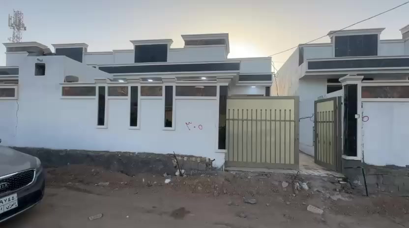 بخيل الي ميصلي علئ النبي
اعلان  بيت للبيع في مجمع اليرموك ولسعر 95 مليون فقط

طابو صرف تحويل مباشر 

مساحه 200 متر 
الوجه 10 متر 
نزال 20 متر 
شارع 10 متر 
سنه البناء 2025
بناء طابوق 

ملحقات البيت .. غرفتين نوم وصاله وستقبال ومطبخ وصحيات عدد 3 
كراج سياره وحديقه 

تحطيم الاسعار 90 مليون 

وين اكو ارخص من هيج بيت 

ويدلل عليه الي ماعنده بيت  تعال انتهز هاي الفرصه متتعوض ابدا والله 

اقوه ابو عقار اريد محد ميكدرلي  

عقارات العبدلي  يتوفر عروض ثانيه بسعار مناسبه جدا 
اتصل ***********
