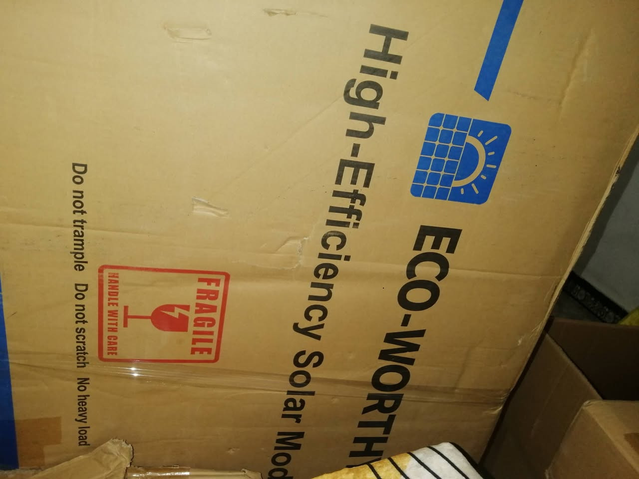 لبيع اللواح طاقه شمسيه جديد باللوك غير مستخدم طول اللوح  الواحد 135 العرض 70.... اللوح الواحد 195  واط للاستفسار الاتصال ع الرقم او مراسله واتس *********** يوجد خدمه توصيل جميع المحافظات
