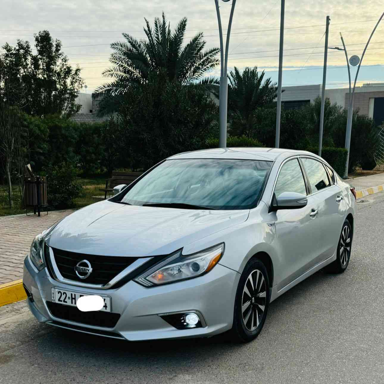 السلام عليكم
للبيع بسعر مناسب جداً
نيسان التيما 2018 وارد امريكي 
لون(سلفر) المرغوب رقم اربيل اوربي (22) سنويه جديده لغاية 2029 شرط التحويل….
السيارة بيها صبغ جاملغ خلفي بدون داخل + جاملغ امامي فقط بدون دواخل والباقي مكفول…..
سيارة جاهزة بدون اي نقص….
سيارة حيل حلوة احلى من الصور…
محرك 4 سلندر محرك مامفتوح…
شرط محرك وكير وصدر وكهربائيات وتبريد وتدفئة وتخم تاير سيارة جاهزة من كلشي….
مواصفات(SL) فول عده الفتحه …
العنوان/ صلاح الدين/ تكريت/ القادسية….
السعر 125 اعتذر عن الاقساط والوعده….
للاستفسار 
***********
***********
