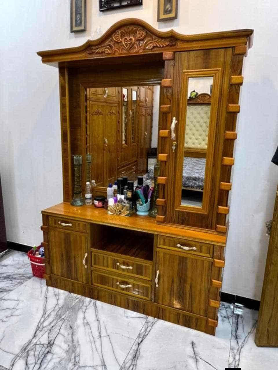 السلام عليك غرفه اخشاب صاج اصلي للبيع السعر 500
استفسار اكثر على واتساب ‏‪***********‬‏
