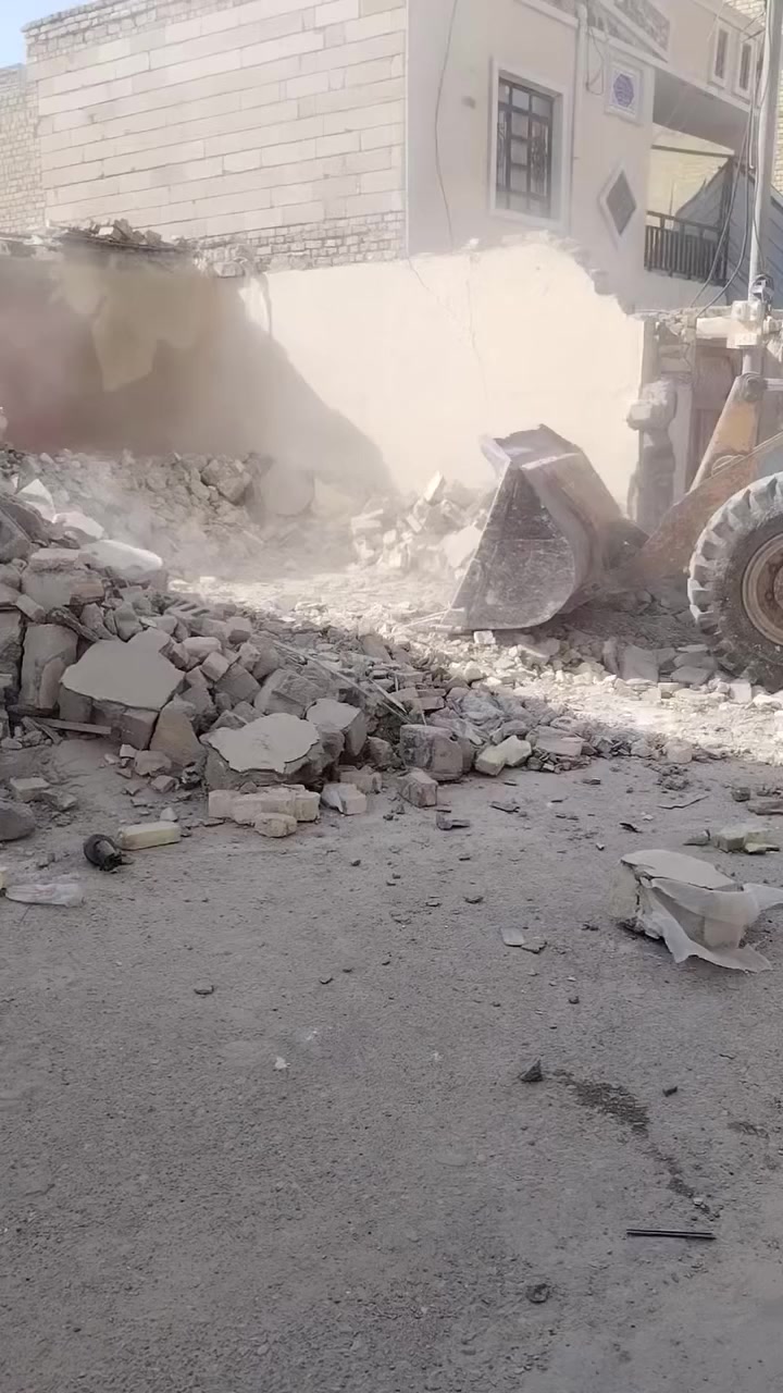 سلام عليكم تفليش بيوت وقلع وحدل باسعار مناسبه ***********📞📞❤️***********
