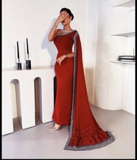 فستان • قياس ٤٠ • ملبوس مره