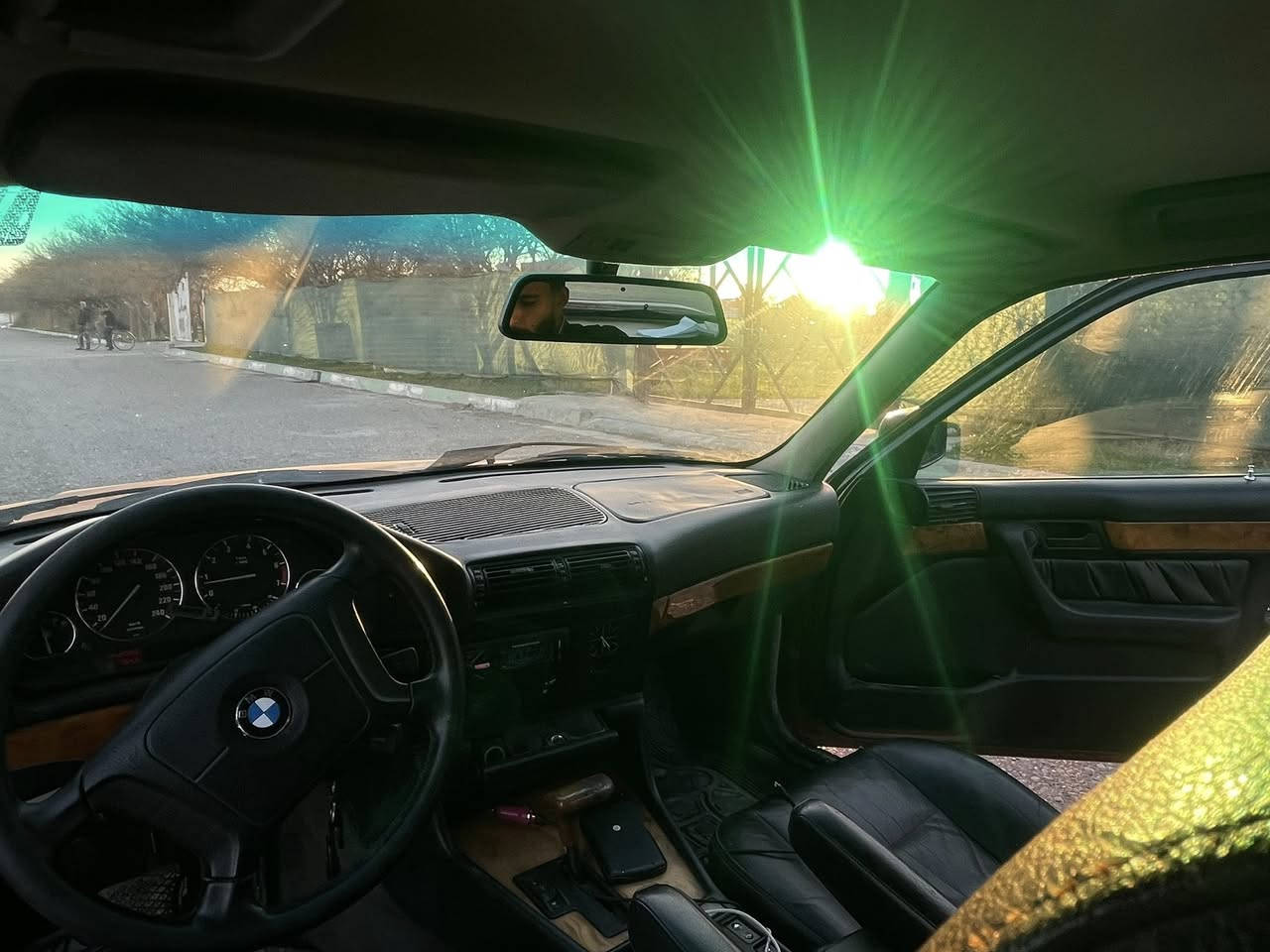 للبيع
BMW 525i 
موديل 93 
السياره مفوله من كل شي عدا سلايد روف (تنته) 
مواصفات✨
1.محرك كبس دجيتال المرغوب 
2.دبل ايرباگ 
3.دبل چكمچه 
4.الصبغ جديد للجماليه 
4.الرقم الماني جديد 
5.سنويه 29تنتهي 
6.رقم كركوك 
7.بطاقة بانزين 
8.السياره بلاد 
النظافه والجمال يحجي عن نفسه 
السياره گير ومحرك اوتوماتيك بلاد 
9.دواخل جلد اسود مطعم بصاج 
10.الكشنات تحكم كهربائي
11.السياره محدثه M 
12.بجم M
13.سبايدر خلفي رياضي M
14تبريد شغال ثلج بس القايش مالته مكطوع الغاز فول والكومبريسر شغال
15.برده خلفيه
16.مبدل راديتر وكاله جديد 
السياره كامله مكمله حادثها طخه بسيطه بالدعاميه مواصل الشاصي فقط لا اكثر 

تحويل مباشر باسم المشتري 
او تحويل وكاله عامه بعد استلام المبلغ 
السعر 65$ 
بيه مجال جداً بسيط 
للاستفسار اكثر 
رقم الهاتف *********** او واتساب 
او مراسله على الانستا eng._mody
#BMW #BMW93 #BMWi #BMWللبيع #بي_ام_دبليو
