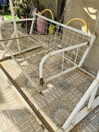 مرجوحة عوزها بس لحيم تشيل 3 نفرات سعرها 60 وبيها مجال 07734328553