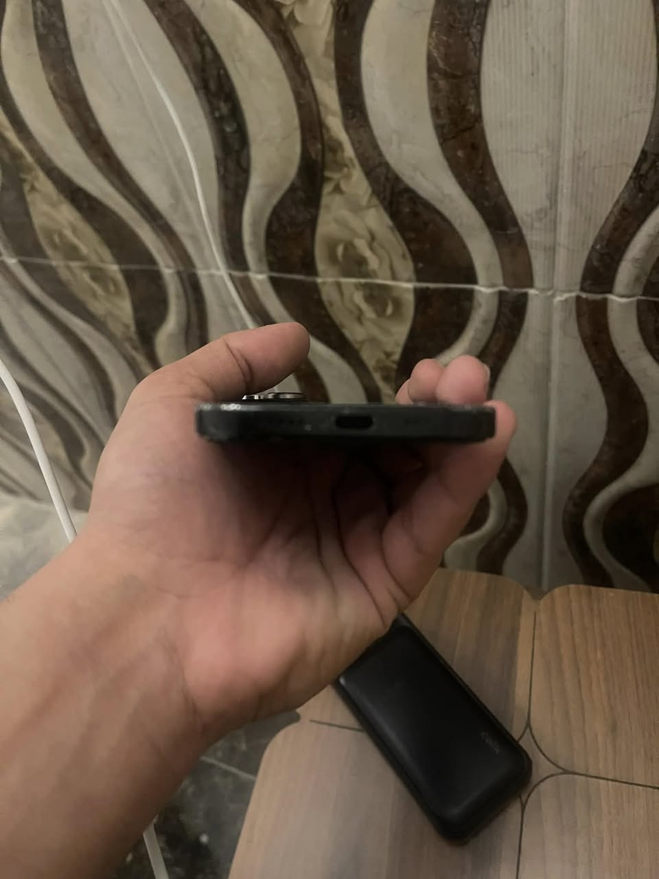 ايفون 15عادي 128 بطاريه 88 جهاز ضهر مكسور وكبسه تعلي تشكل جهاز كدامكم مثل ما موضح ب صور لحد يكلي شبيه كارتون ملحقات كامل جهازززززز دبلل سيمم سعر الجهاز 550 
***********
مدينه الصدر الاورفلي
