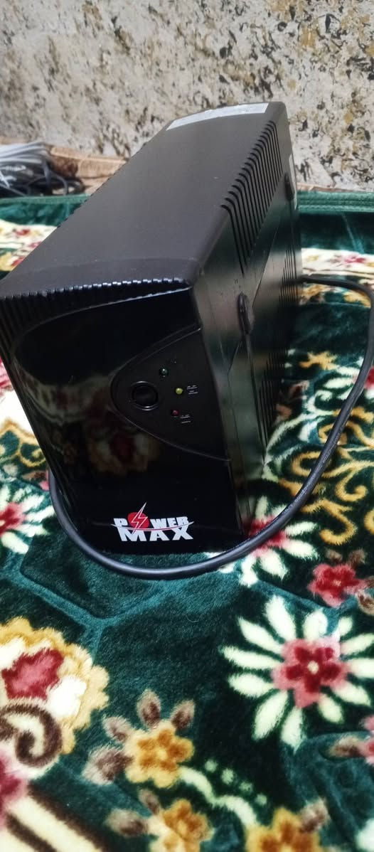 السلاعليكم بلي3سلم وفات مع يوبي اس كاملات ملحقات مع كيبل انترنيت  مستعجل علة بيعتهن كلهن 165بيهن مجال الرقم ***********
