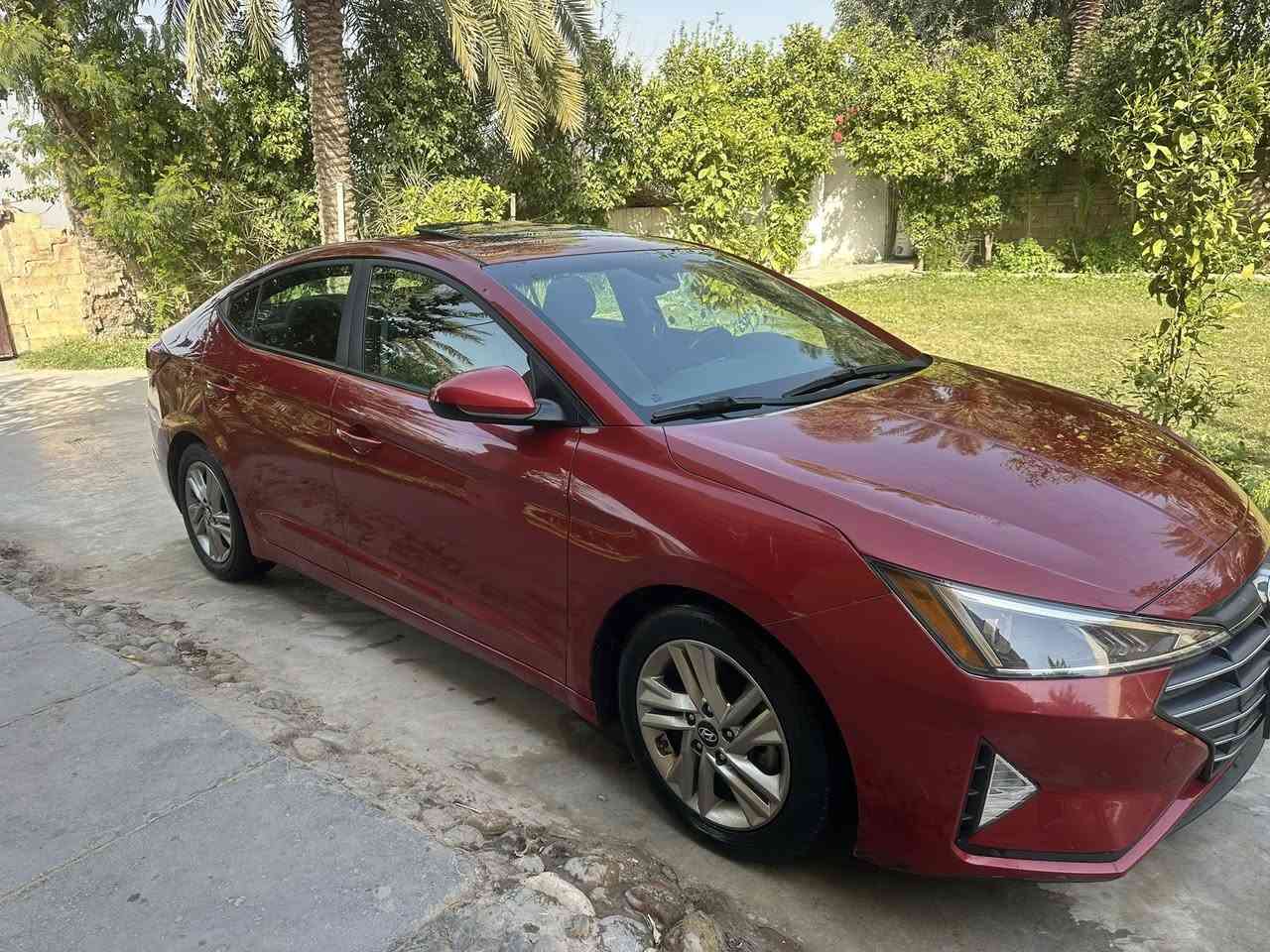 السلام عليكم النتره 2019 لمتد فول السياره وارد امريكي كير AT المرغوب كير مكينه بلادي السياره بدون دواخل او بدون يرباك ماشيه 83ml قابله الزياده او بيها قطعتين صبغ والسونار موجود بالمنشور مال المندلاوي السياره بسمي 
السعر 132 اوبيها مجال بسيط
***********
