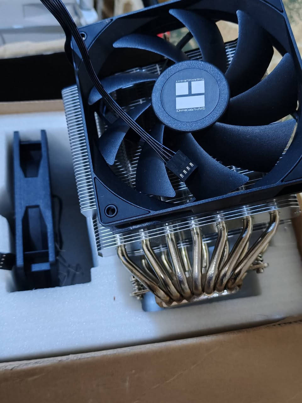 وعليكم السلام
هذه 4 مروحه معالجة  للبيع
تشتغل بشرط
أبيعها جميعًا
سعر نهاي
١١٠ الف مع اتوصيل
اول تم بل واتس اپ
***********
