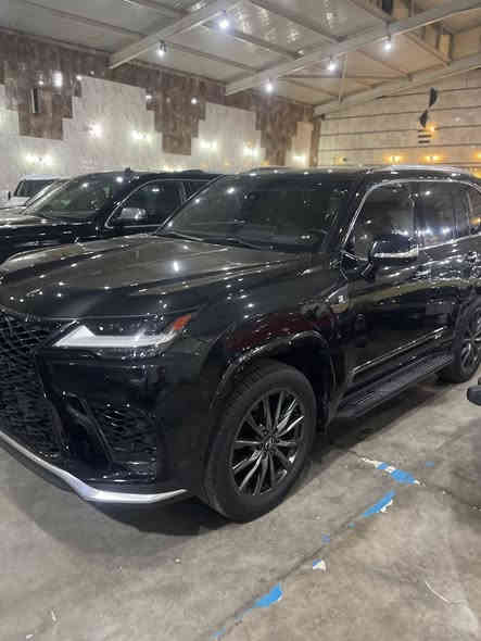 للبيعاو مرواس LX600//2023
📌📌رقم بغداد الماني 
📌📌خليجي وكالت SAS 
F1📌📌
📌📌مغلفه BBF
📌📌3شاشات 
📌📌داخل احمر 
📌📌بيبان شفط 
📌📌شباك اسود 
📌📌خزن كشنات 
📌📌العنوان معارض النهضه 
الهاتف ***********
السعر 126الف دولار مع المجال والتقدير
