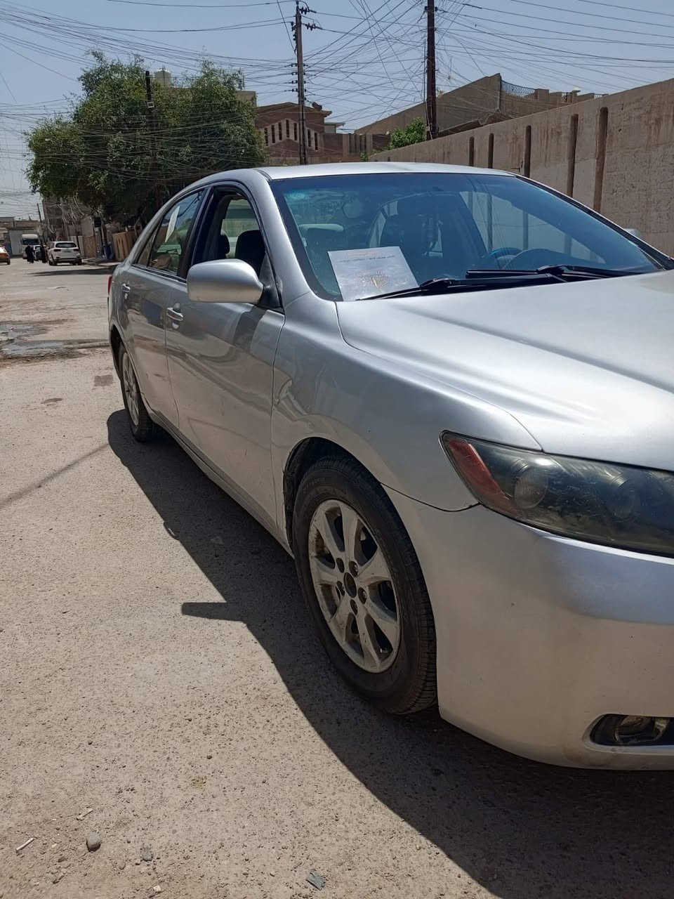 السلام عليكم
من رخصت الادمن المحترم 

كامري امريكي مديل ٢٠٠٨

سيارة بيها صبغ عام 

محرك ٤ سرندر 

فول سياره جاهزه من كلشي 

كير مكينه صدر تخم تاير 

تحويل مباشر هزه جديده 

مكان سياره بغداد شعب 

السعر ٦٧ 

***********
