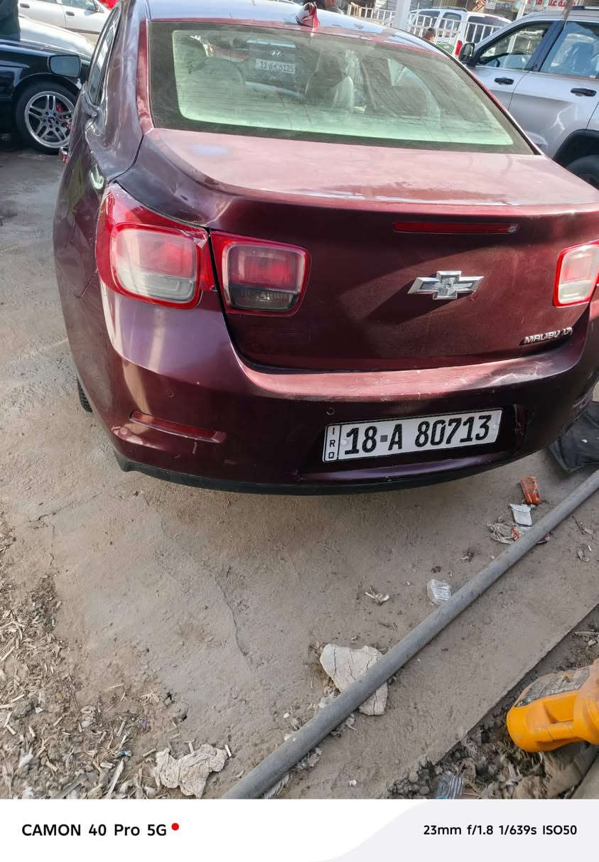 سلام عليكم ماليبو 2016  محرك 4سلندر حجم المكينه 2.500 حادثها باامريكه جاملغ الخلفي وره السايق مصبوغه احزام لجماليه سياره جاهزه كير مكينه حداديه رقم راعيها ***********
