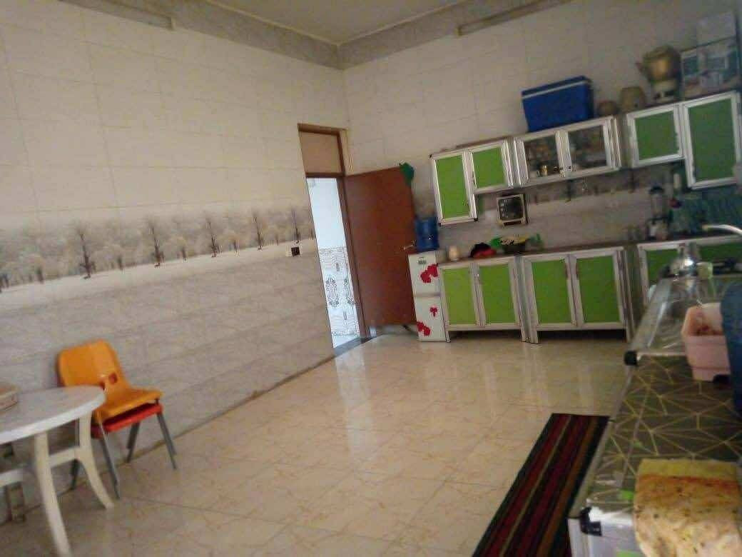 بيت للبيع زراعي سند 25 المساحة 280
واجهية 11 والنزال 26
طابقين خمس غرف نوم
الطابق الثاني 3 غرف نوم وملحقاتة 

العنوان ابو دشير شارع خط النفط قرب معمل البيبسي 

للاستفسار ***********
