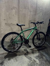 بايسكل جبلي حجم 26 للبيع بـ180 وبي مجال بغداد حي العامل 07706601635