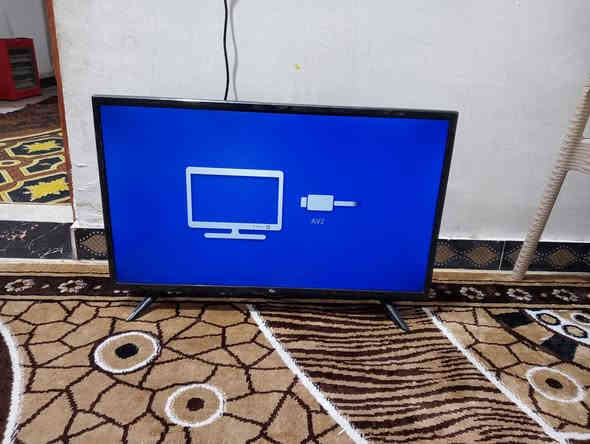 بلازما للبيع حجمها 32.  .***********
