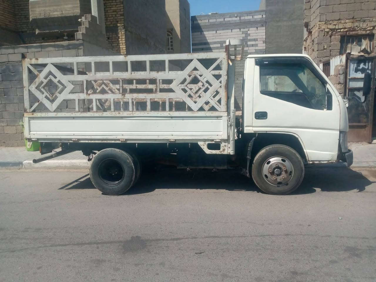 السلام عليكم
كنتر موديل 2012 للبيع
السعر 60 وبيها مجال أو مراوس حسب القاعدة

رقم الهاتف:
***********
