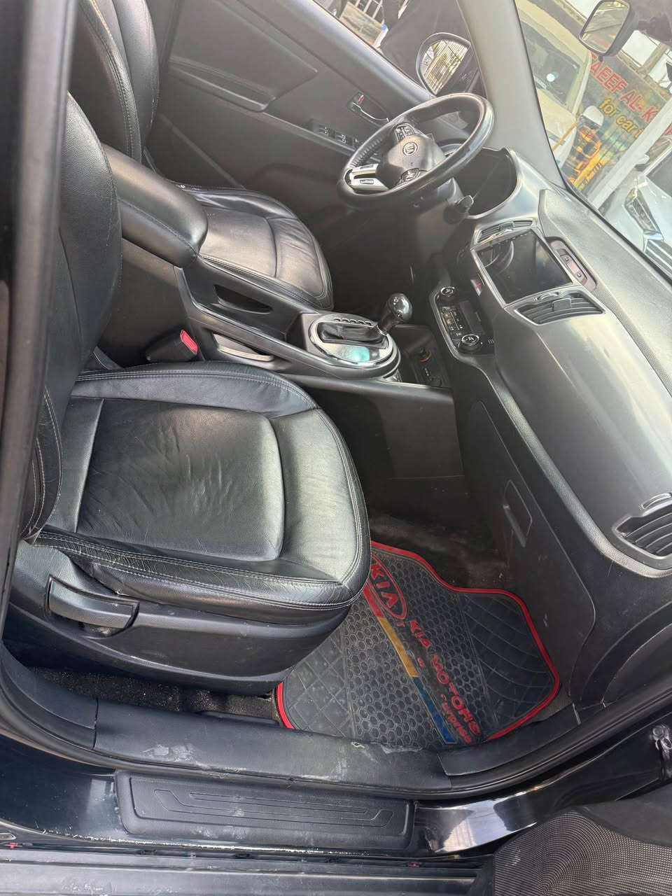 كيا سبورتج موديل 2012 فول مواصفات وارد كوري بيها نص جاملغ صبغ بصمه كشنات جلد تدفئه كشنات حته الخلفيه بانوراما تبريد لمس العنوان بغداد الكاظميه قرب مرور الكاظميه *********** بغداد, العراق
