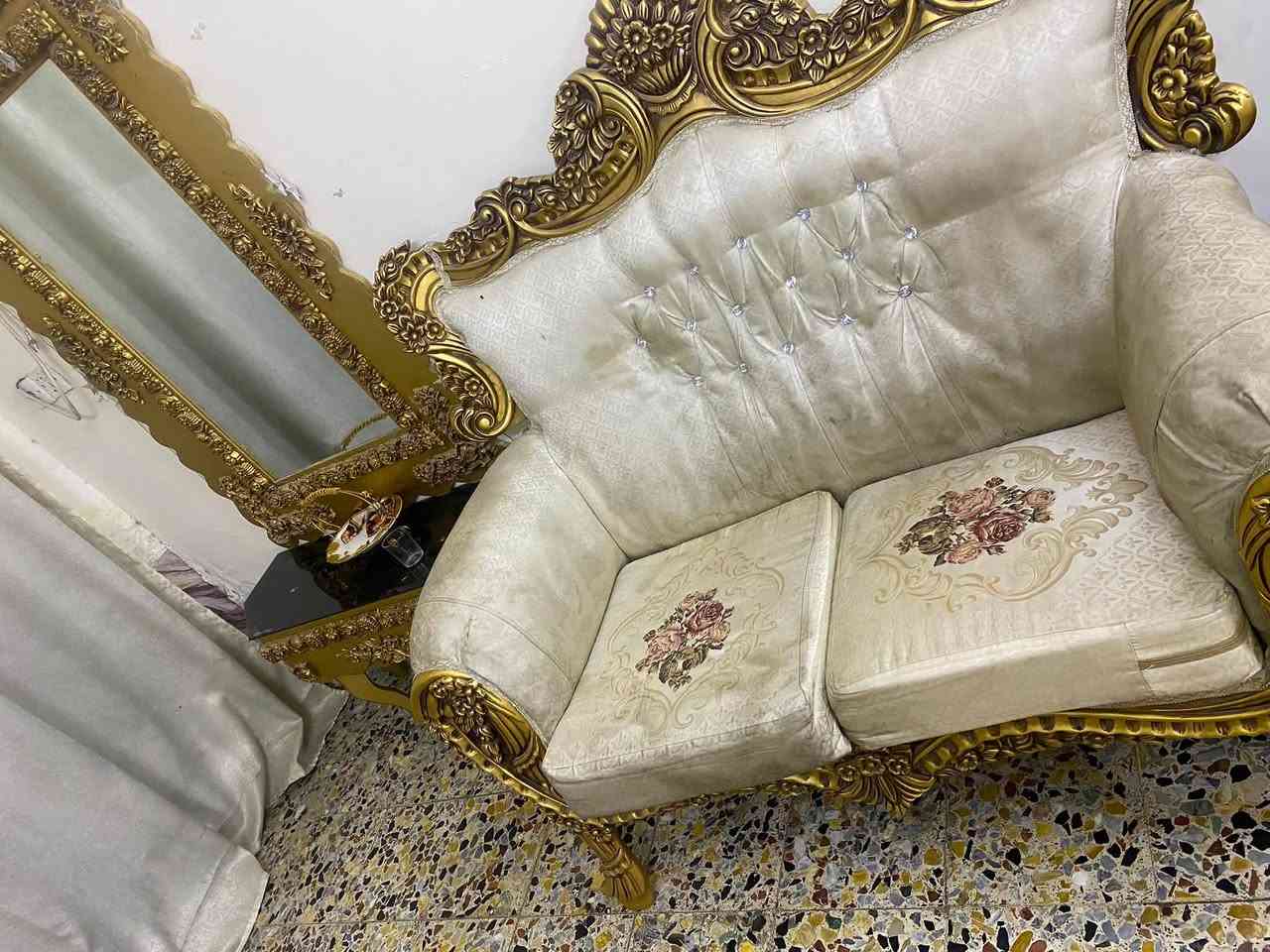 تخم ملكي 10 مقاعد للبيع مبي اي ضرر بس يحتاجلة تنظيف سعرة 250 وبي مجال عنوان بغداد الزعفرانية


**إذا كنت صاحب هذا الإعلان وتريد حذفه لأي سبب، رجاءا أرسل رسالة إلى الدعم الفني**