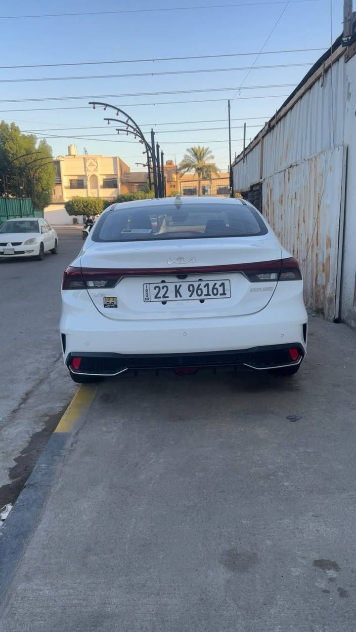 السلام عليكم سيراتو k3 موديل 2024 سياره فول مواصفات كشنات جلد ويل كب حساس امامي خلفي 4 دسك فتحه بصمه أشاره بالمري مري شفط حساس ترحيب شاشه بصمتين بصمه أبواب ماشيه 34 لايت زينون ليد نهاري سايد بريك بصمه سياره مكفوله من الصبغ والتبديل والضربه ما عدا رصعتين صغار سياره باسم شركه تريد تحويل تريد وكاله ثاني يوم السعر 134 وبيها مجال الشراي يختبر وبخدمته ***********
