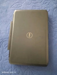 حاسبة مالت قرايه فقط مو مالت العاب  هارد 500 ورام 4 وشحنها يكفي من 4ال...