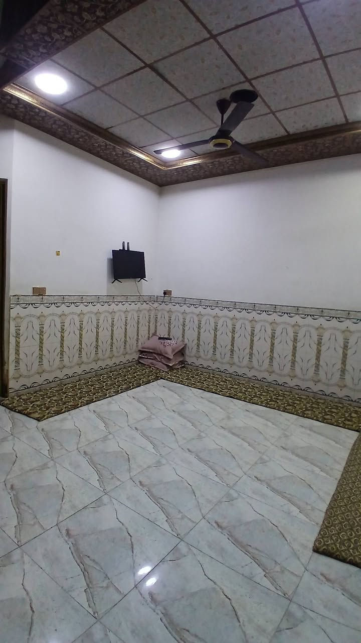 على بركه الله بيت للبيع دوانم المعمل مساحه ١٥٠متر طابق واحد ٢غرف نوم شارع تبليط خلف سياج المعمل السعر مناسب للاستفسار ***********
او زياره مكتب زمزم @إشارة
