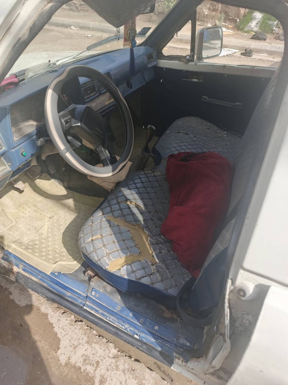 بيكم للبيع موديل 88رقم انكليزي لل 2030 تحويل مباشر ثانيوم مكينه وكير واكسل وشاصي مكفول العنوان واسط اهستوني محول ابسمي السعر 35 وبيهه مجال ***********
