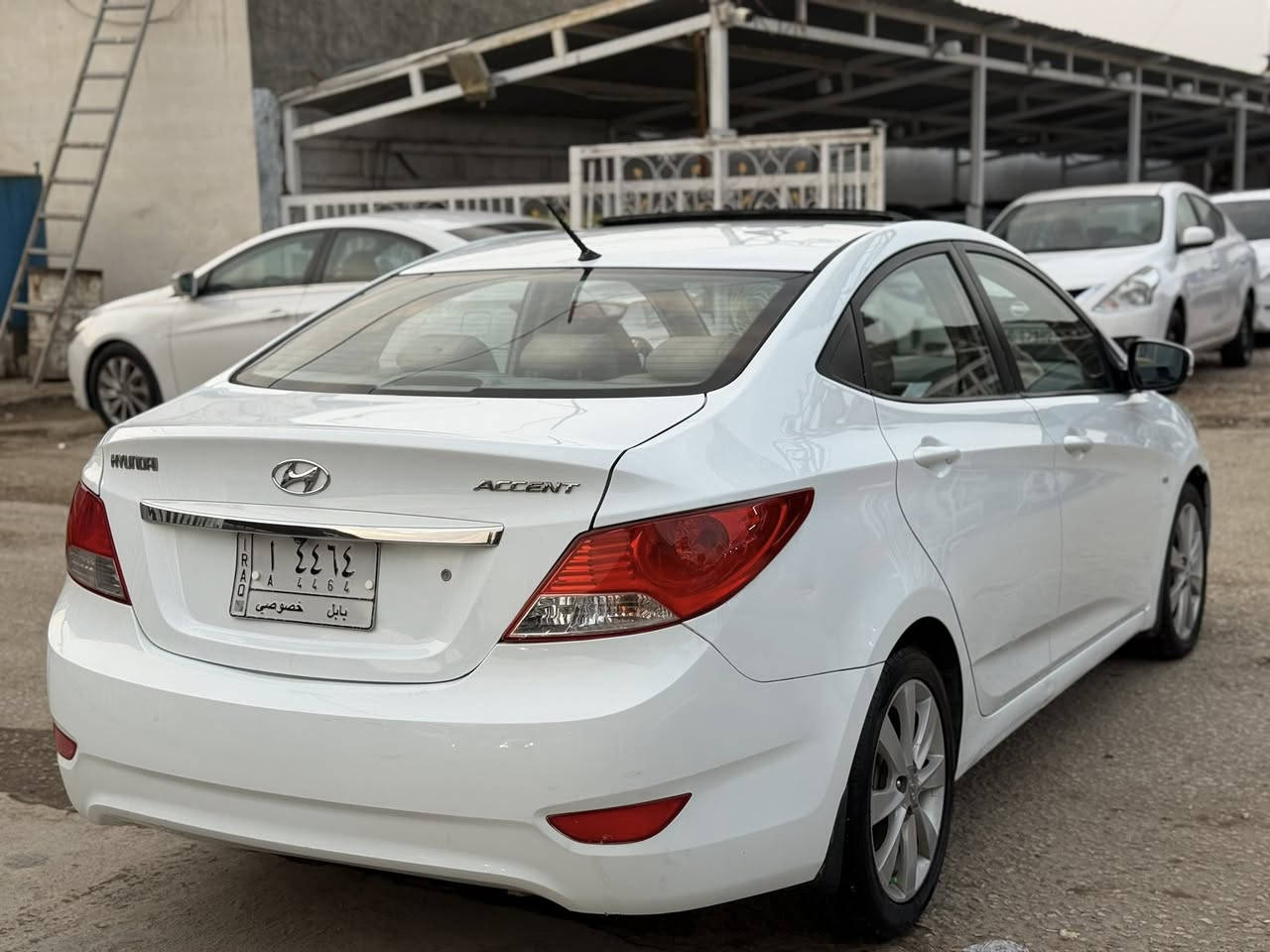 للبيع اكسنت 2012 خليجي قول فتحه محرك ١٦٠٠ السياره مكفوله بيه سونار مرفق بالمنشور فقط بارد بسيط موضح بالسونار رقم بابل مميزالسياره جديده وجاهزه حلوه السعر ٩٧$ ومجاله كلش بسيط حك الجيه اتصال *********** مكانه بابل معرض الوطن لتجارة السيارات الحديثة الفرع الاول طريق حله - نجف
