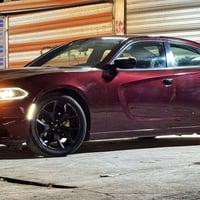 جارجر 2019 6 سلندر 3600  مواصفات معروفة SXT  كشنات جلد   حساسات خلفية ...