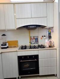 كاونتر ١٠٠ • أبواب MDF • ميز طعام ٦كراسي