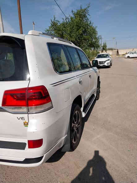 لاندكروزر موديل(  ١١ )محدث( ٢١)رقم بغداد مكفوله كفاله عامه عدا لتحديث صبغ سعر ٢٩٠ وبيهاء مجال العنوان ميسان المجر الكبير  رقم تلفون ***********سنويه لغيت ٢٨
