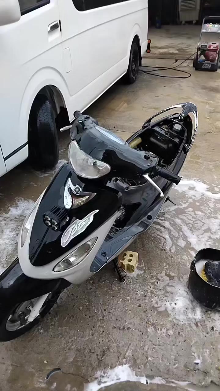 السلام عليكم دراجه ماكس منغولي للبيع
دراجه خير من الله  شلعه ومششي حلوه كفاله مكناني بغداد الزعفرانية


**إذا كنت صاحب هذا الإعلان وتريد حذفه لأي سبب، رجاءا أرسل رسالة إلى الدعم الفني**