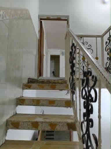 بيت للبيع الجمعيات الاولى  100م طولاني طابو صرف
 قاطين
القاط الاول أستقبال وصالة ومطبخ
وصحيات عدد 2القاط الثاني صالة
وغرفة نظام سويت وغرفه ماكاملة
وجه على ساحة مقابيلة حديقة الأستفسار السعر 110وبيه مجال 
على هذا الرقم ***********
