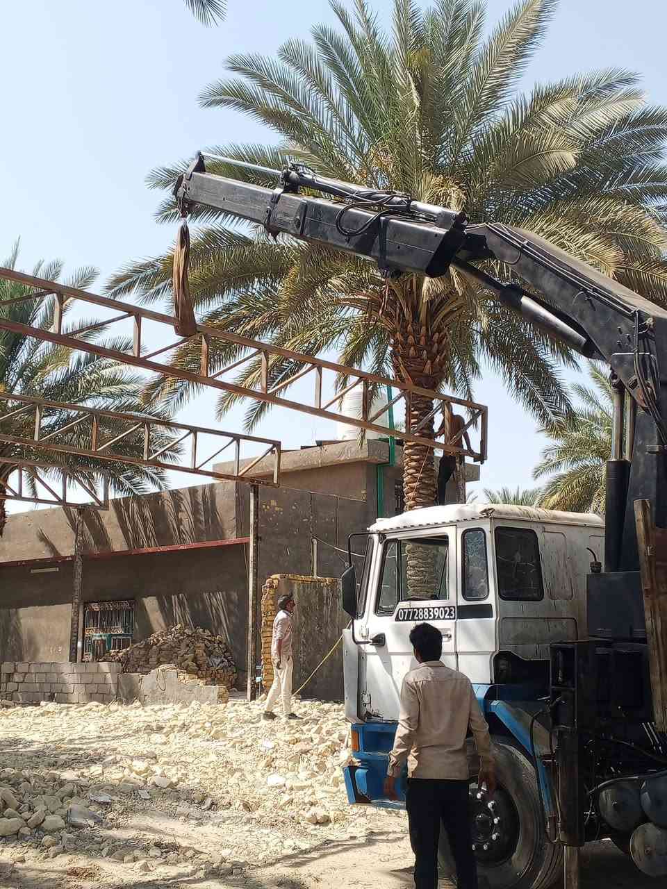 السلام عليكم سياره داف كريم كسر سياره جاهزه كريم 12 جقين بالرئيسي اللي يحب يتصل سعر 90 
***********

