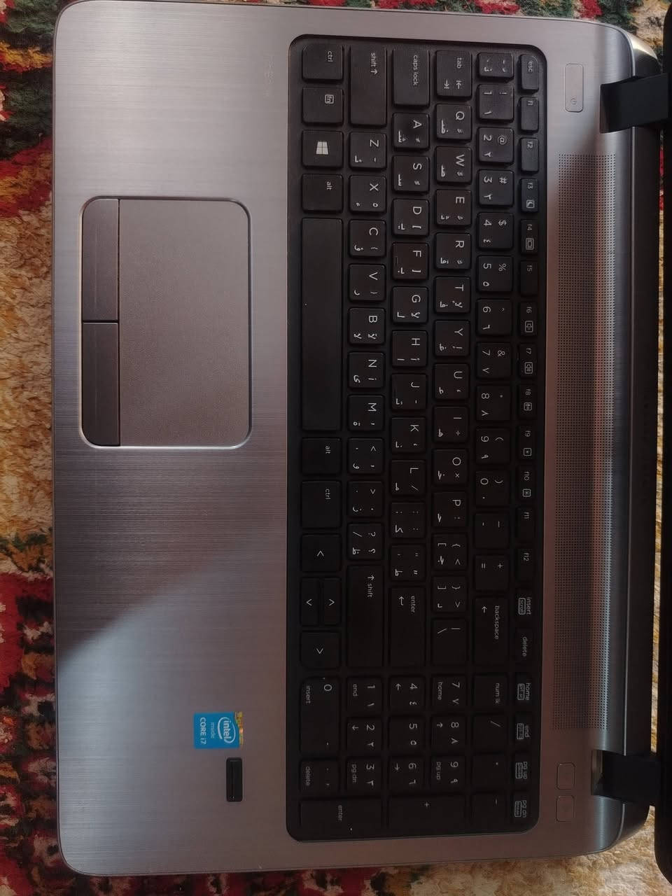 حاسبة hp  ب250 وبيه مجال للشراي
.
. 
يشهد الله زين ونضيف واستخدام شخصي 
المعالج (CPU):
Intel Core 7i  الجيل الخامس 
الرام (RAM):
8 GB
الهارد: 
SDD
مكاني كوت هذا رقمي للشراي  ***********
