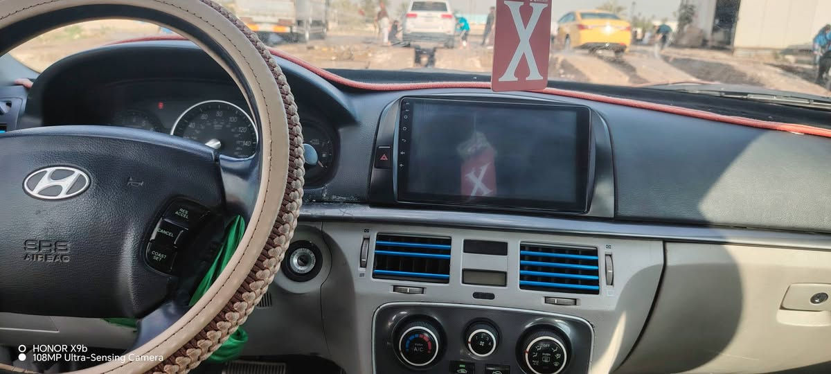 السلام عليكم سوناتا للبيع موديل 2006 وارد أمريكي مكينه 3300 سعر 85 وبيها مجال قليل عنوان بابل جبله شراي يتصل ***********
