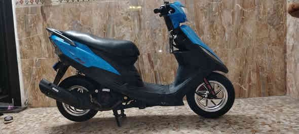 سلام عليكم دراجه ماكس عدله البيع دراجه ختم واحد وياه كفرين بلادي وتجاري دراجه خير من يم الله مكينه ما مفتوح برغي بي ريده 750 بيه مجال شي كليل ***********
