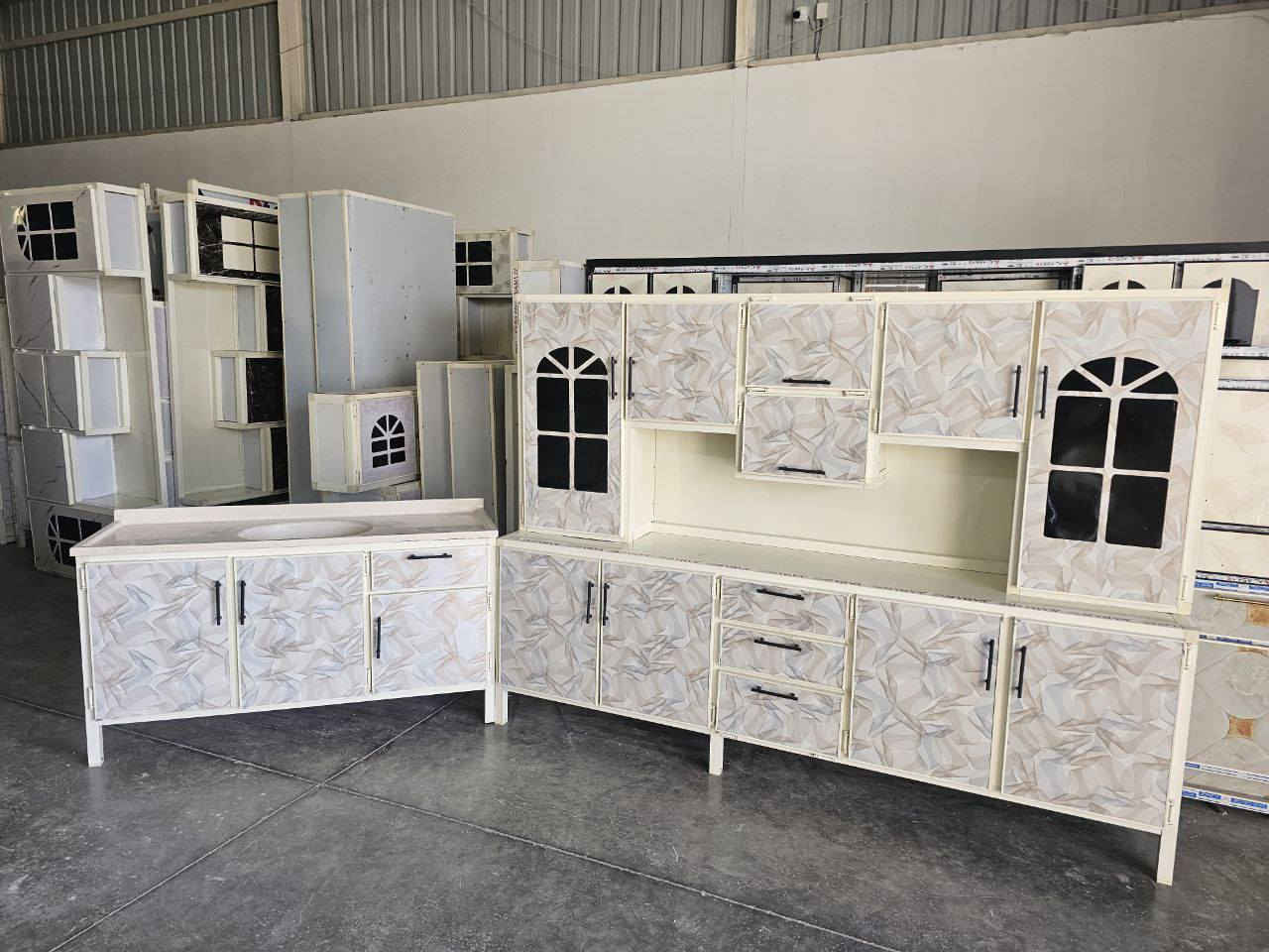 كاونتر ارضي وملحق مترين ونص    مع  سنك متر ونص   مرمر
💥 (المنيوم سوكي)💥

كاونتر مترين ونص ارضي وملحق مع سنك متر ونص
♥️♥️السعر 320/ الف♥️♥️

التوصيل 🚚🚚
التوصيل 🚚🚚
بغداد داخل  مجاني

15 /اطراف  بغداد 

20//رمادي +فلوجه + كربلاء +بابل

25// مركز واسط  
50//أطراف واسط
25 /الديوانيه +النجف
35//ديالى
35/ السماوه+  الناصريه+  العماره + البصره


**إذا كنت صاحب هذا الإعلان وتريد حذفه لأي سبب، رجاءا أرسل رسالة إلى الدعم الفني**