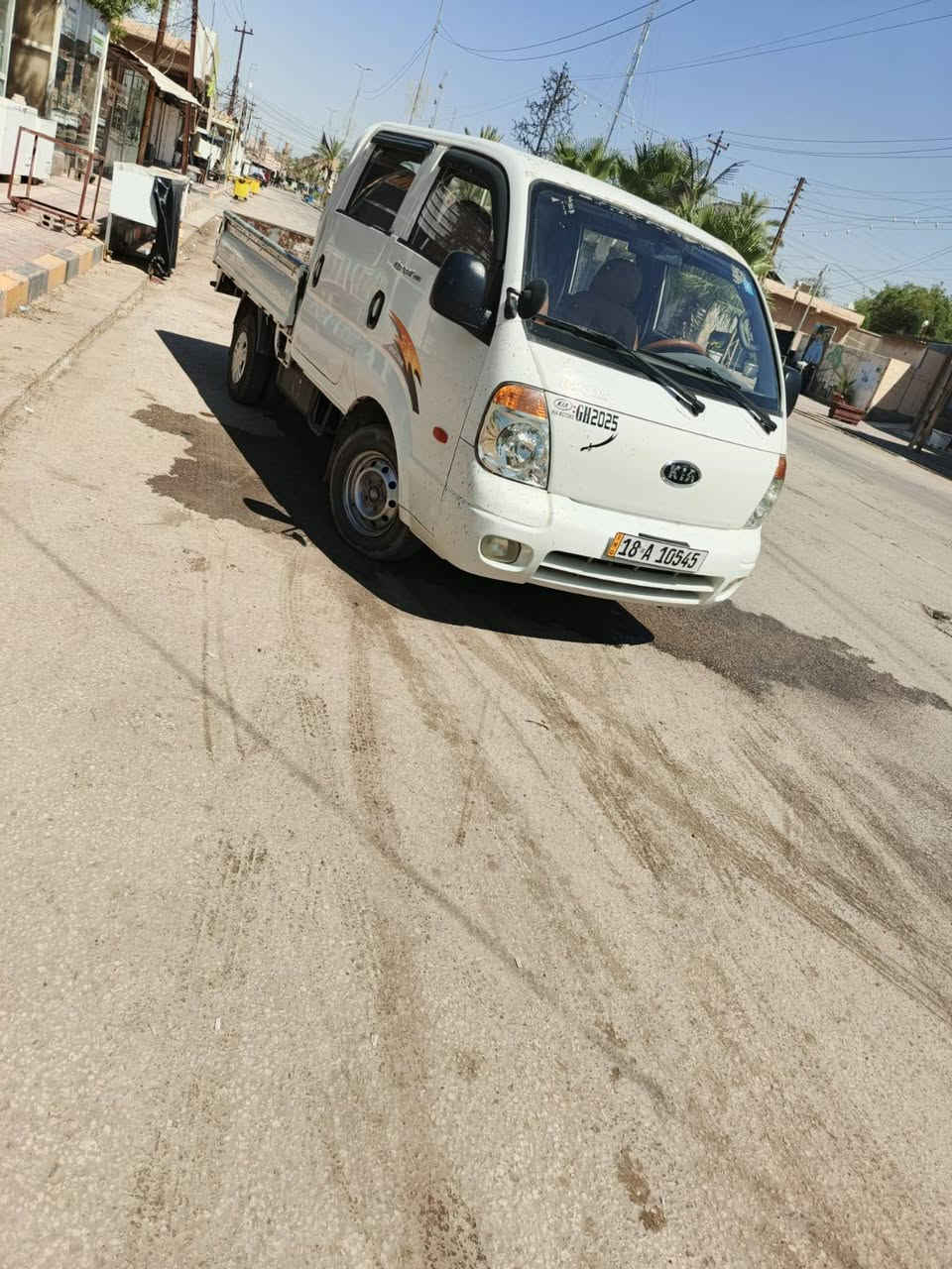 السلام عليكم بسبب الوعود الكذبه كيه بومه للبيع مكينه كير اكسن كفاله صبغ فقط بدي بي شبرو صبغ صفحت الباب بيها شبر من جوه من يم الدوسه صبغ والباقي كفاله عامه حداديه جديده سياره كلها جديده كلشي ماعايزه جديده بمعنه الكلمه السعر 85وبيها مجال للشراي لاتخابرني وتكلي بيش تجي وتكلب وبسيطه رقم بابل نكليزي  لاتعاملني بالتليفون غير متواجد فيس ***********

