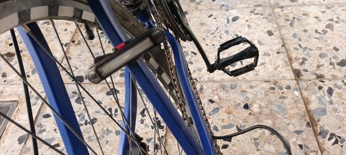 بايسكل للبيع مع الگلوب والنشرة العنوان بغداد اليوسفية السعر
100 الف للطلب والاستفسار ***********
