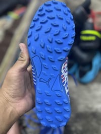 بوما اصلي بالة  نظيف جدا قياس 41طول القدم 26ونص السعر 35 توصيل 5 للحجز...