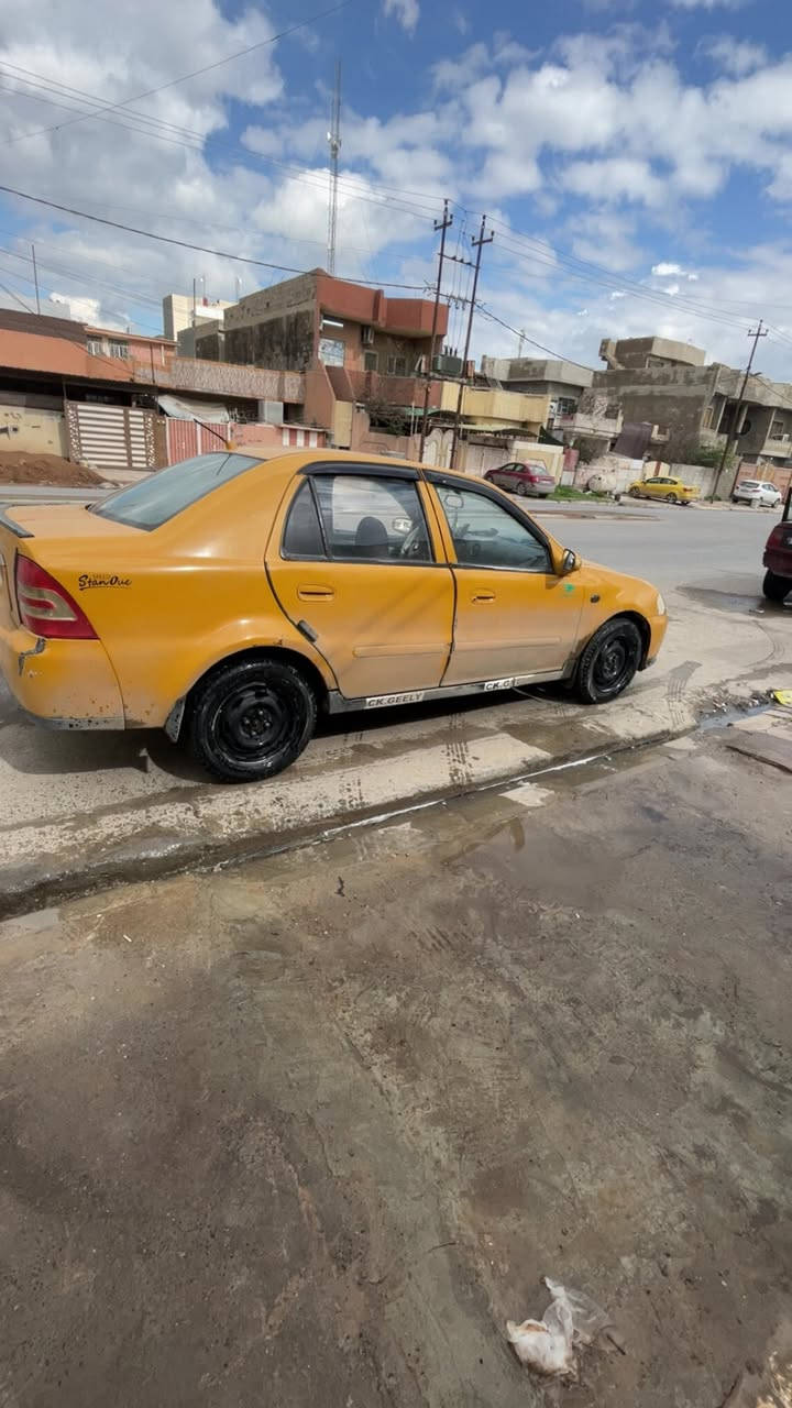السلام عليكم
سياره سي كي للبيع

كير محرك شرط طخم الكدام 100/50

تايات 4جدد

 السنويه بسمي والرقم نينوى جديده كابون ماستر

 شرط وكاله التحويل

مكان السياره موصل الايسر السعر

٣٤ وبيه مجال
*********** اتصال
*********** واتساب
