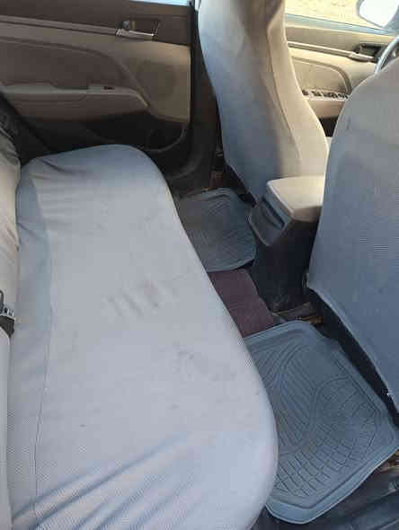 سيارة للبيع
النترا موديل2018
رقم صلاح الدين معوقين تتحول بسم المشتري 2026 شهر 11 بيها وكالة عامة الضرر كلين بدون صبغ ولاضربة العداد متوقف من شتريتها السيارة حيل حلوة وجديدة الون سلفر 
باتري جديد 
تايرات جدد 
سيارة نضيفة وحيل حلوة وبلعافية عل يشتريها
السعر 135 وبيها مجال 
الموقع ناحية الزاب قرية النميصة 
للستفسار الاتصال علا الرقم
***********
