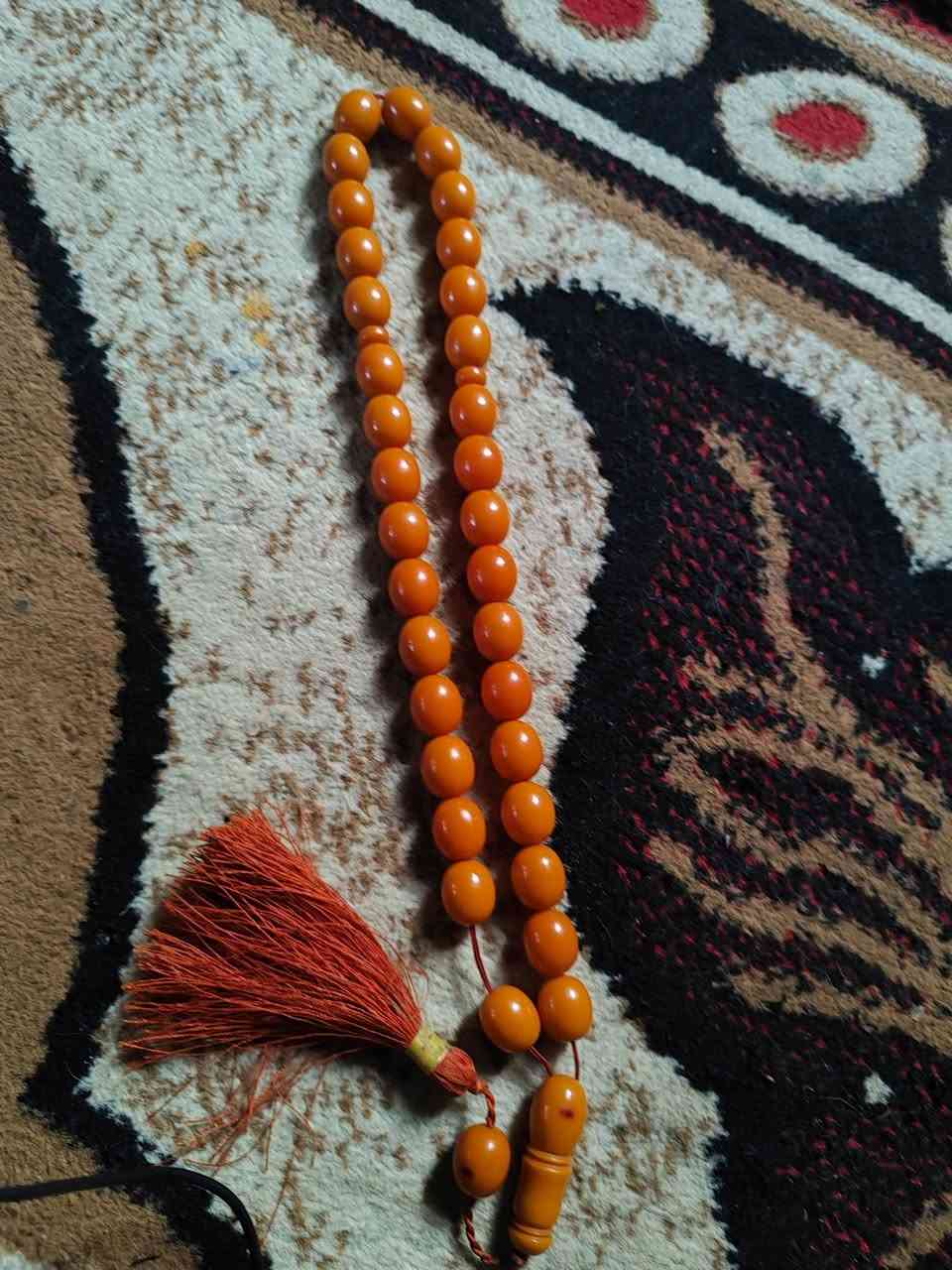 السلام عليكم سندلوس للبيع
مجويه وشامته بيها 
لتواصل 
***********
